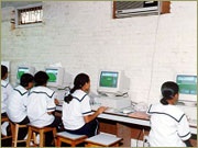 TIA students wtih computers